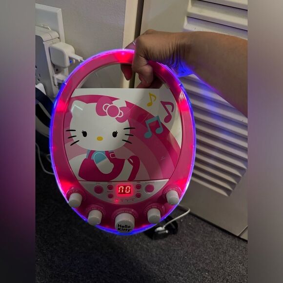 Hello Kitty Disco Party CDG Karaoke Machine CD Player No Microphone, Tested - Picture 3 of 12
